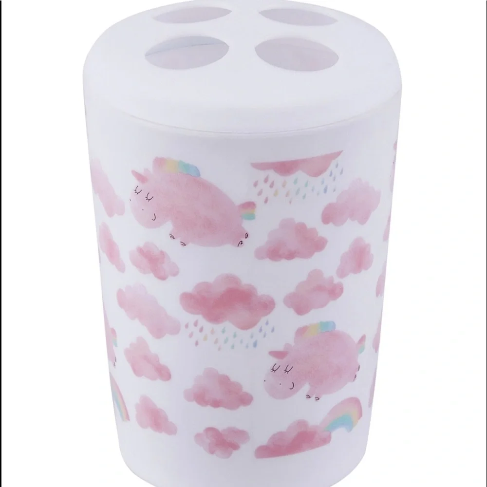 Olivia Finn Rainbow Unicorn 16 Piece Bath Set